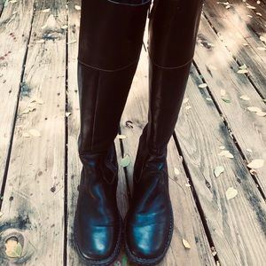 Gently worn Born knee-high leather boots